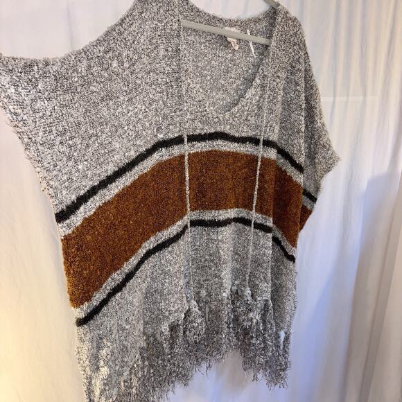 Free People Striped Fringe Juno Boucle Boho Poncho Western Sweater ONE SIZE - Picture 3 of 11